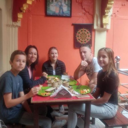Kanha Paying Guest House Benares Buitenkant foto