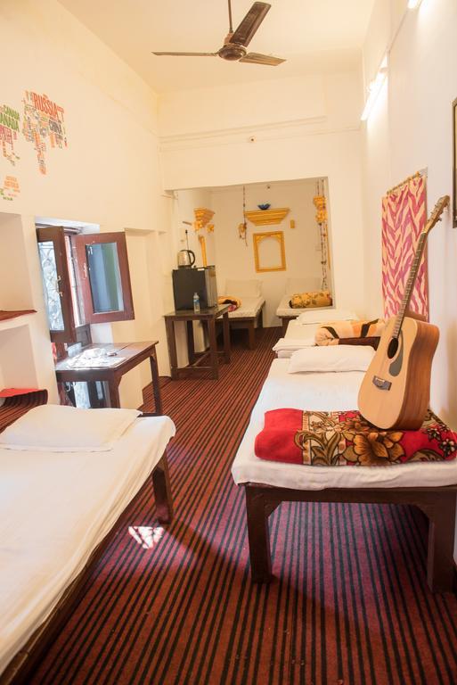 Kanha Paying Guest House Benares Buitenkant foto