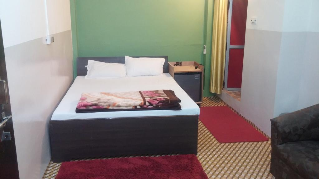 Kanha Paying Guest House Benares Buitenkant foto