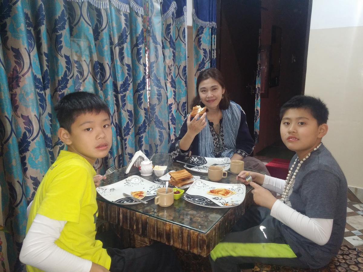 Kanha Paying Guest House Benares Buitenkant foto