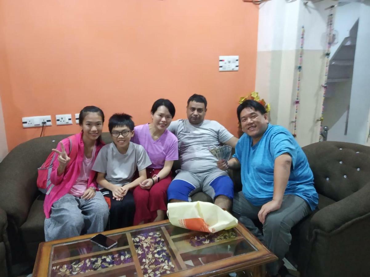 Kanha Paying Guest House Benares Buitenkant foto
